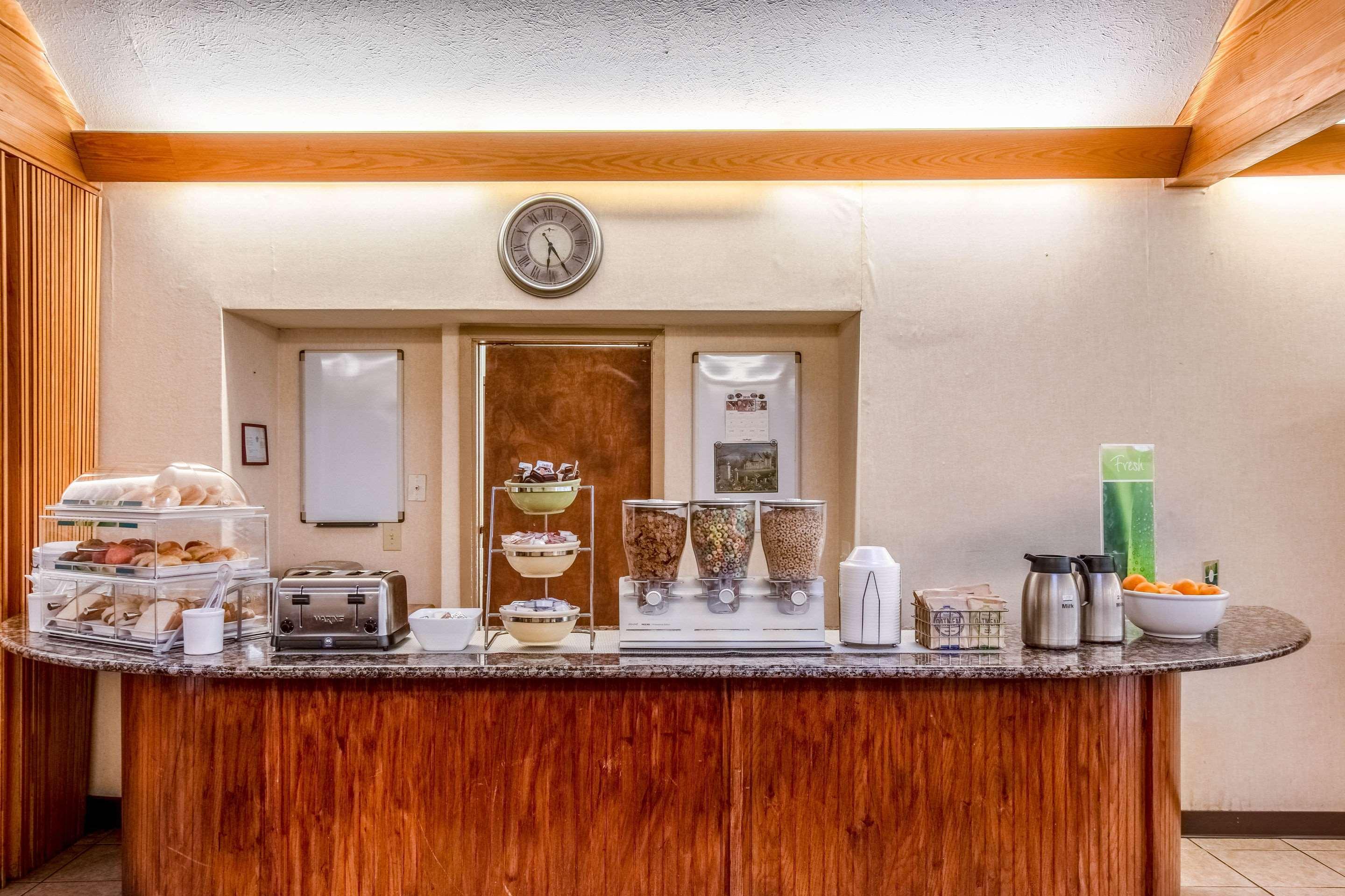 Country Inn & Suites By Radisson, Muskegon, Mi Экстерьер фото